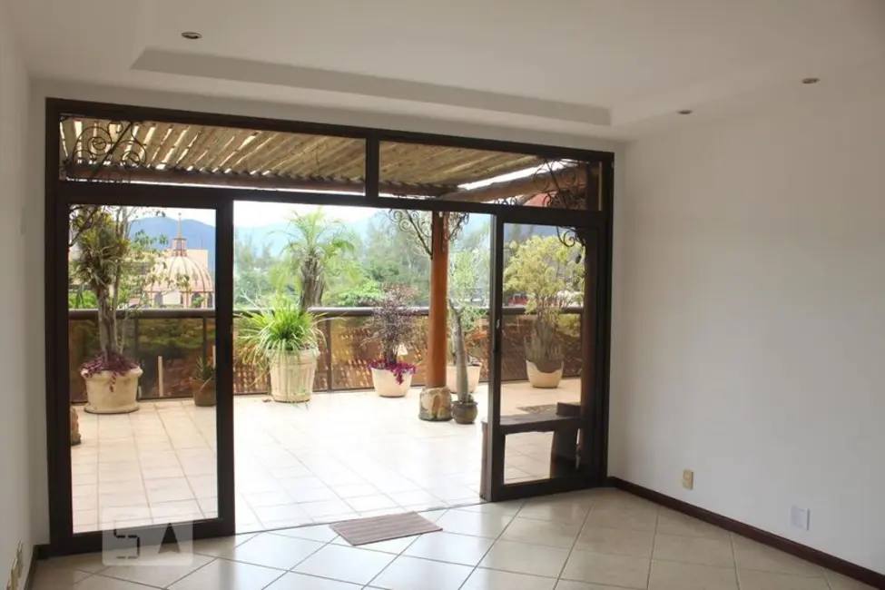 Foto 3 de Apartamento com 3 quartos à venda, 180m2 em Rio De Janeiro - RJ