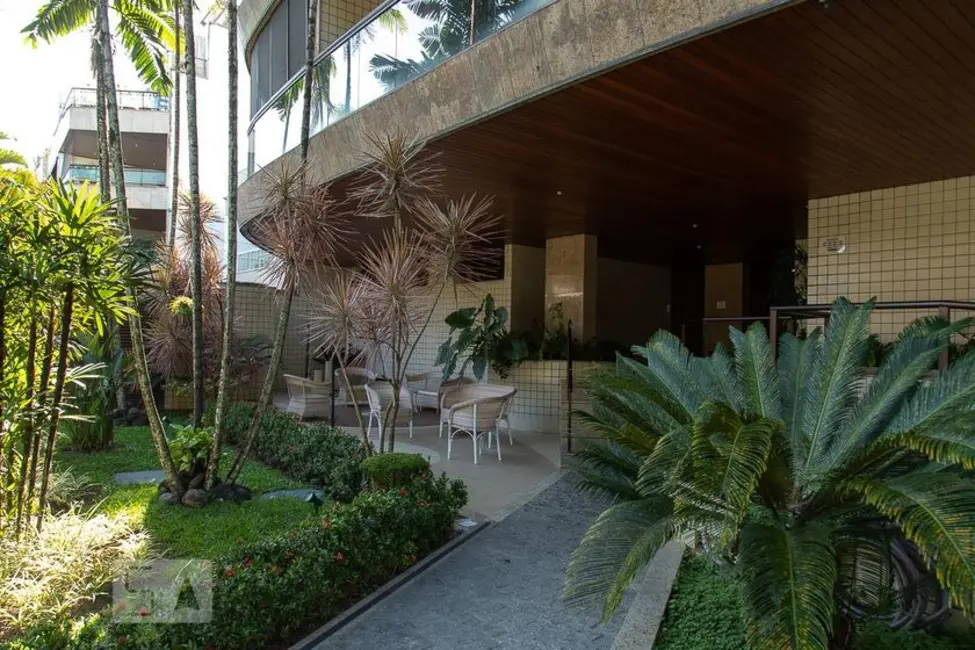 Foto 2 de Apartamento com 3 quartos à venda, 180m2 em Rio De Janeiro - RJ