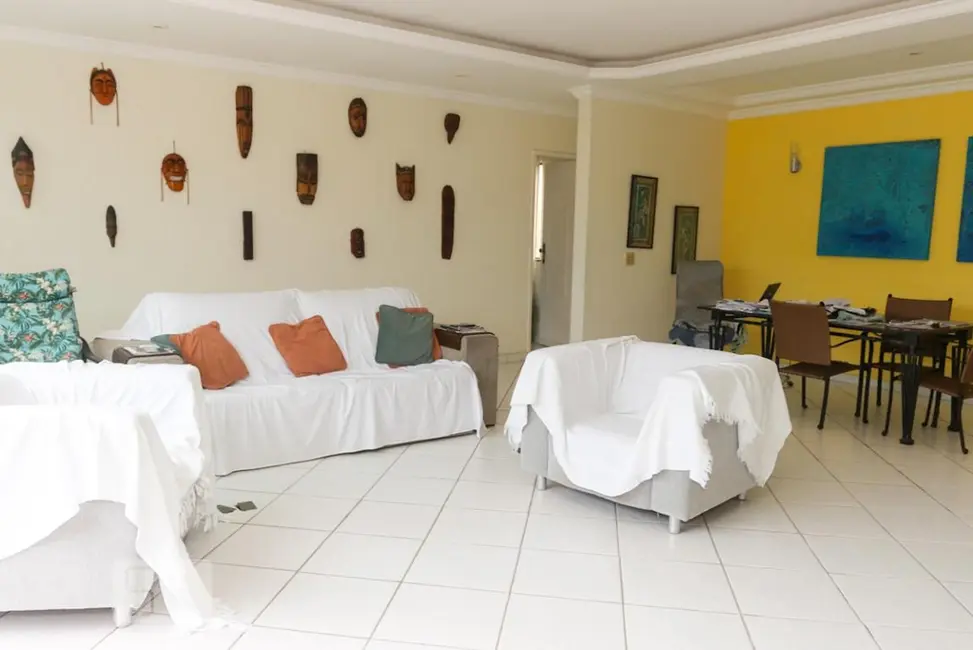 Apartamento com 4 quartos à venda, 212m2 em Rio De Janeiro - RJ - imagem 2 Foto 2 de Apartamento com 4 quartos à venda, 212m2 em Rio De Janeiro - RJ