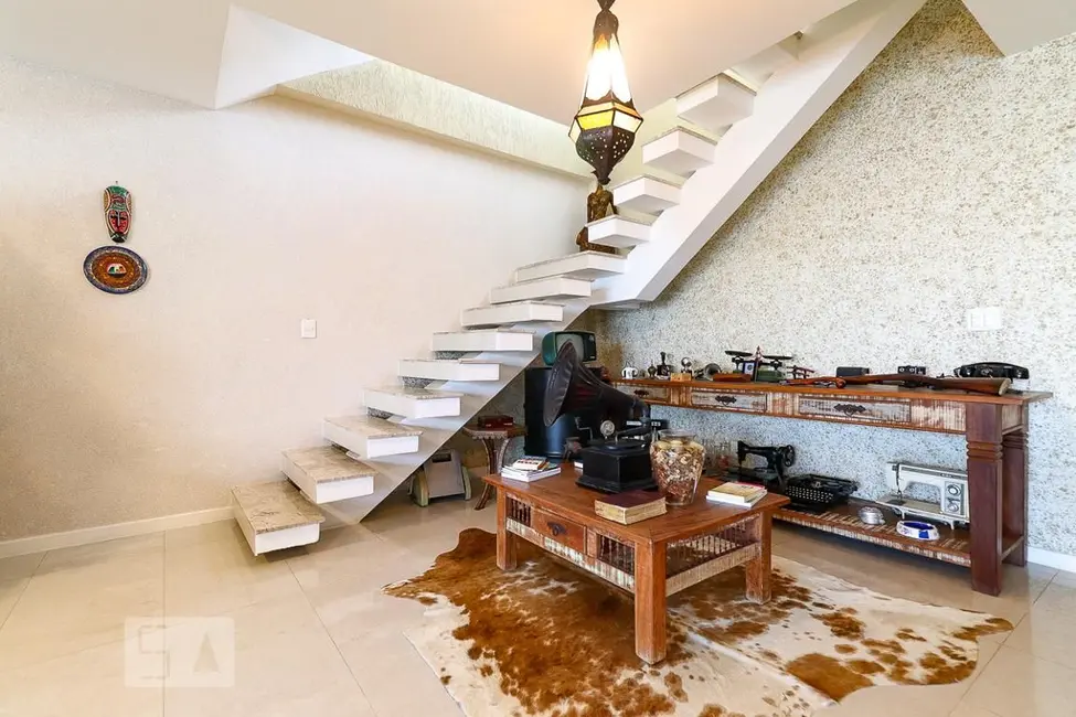 Apartamento com 3 quartos à venda, 300m2 em Rio De Janeiro - RJ - imagem 5 Foto 5 de Apartamento com 3 quartos à venda, 300m2 em Rio De Janeiro - RJ