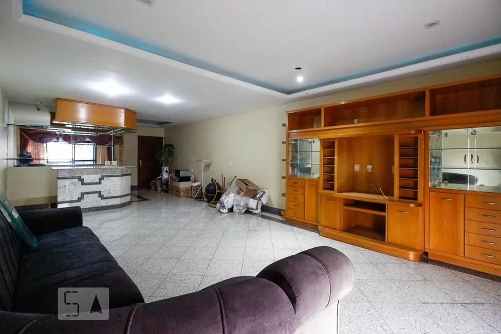 Apartamento com 3 quartos à venda, 190m2 em Rio De Janeiro - RJ - imagem 4 Foto 4 de Apartamento com 3 quartos à venda, 190m2 em Rio De Janeiro - RJ