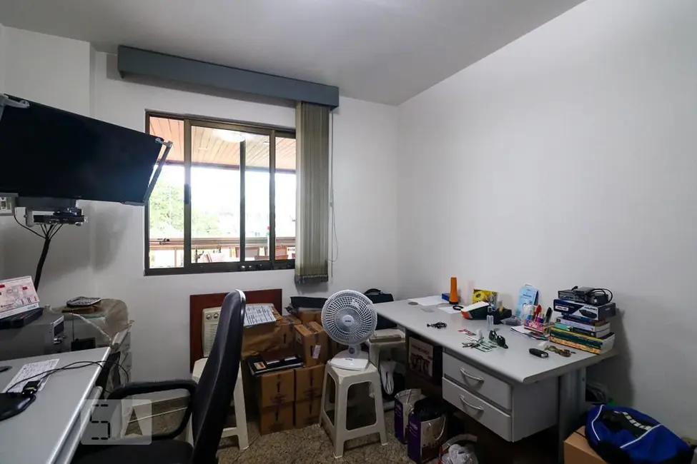 Foto 9 de Apartamento com 4 quartos à venda, 130m2 em Rio De Janeiro - RJ