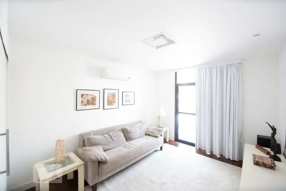 Apartamento com 4 quartos à venda, 270m2 em Rio De Janeiro - RJ - imagem 6 Foto 6 de Apartamento com 4 quartos à venda, 270m2 em Rio De Janeiro - RJ