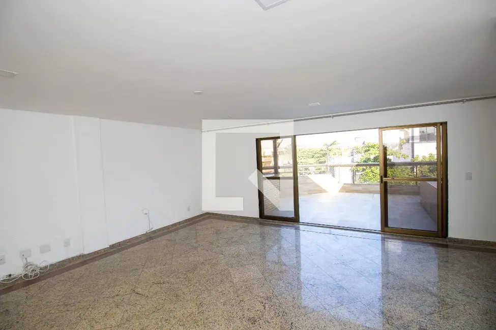 Apartamento com 3 quartos à venda, 180m2 em Rio De Janeiro - RJ - imagem 6 Foto 6 de Apartamento com 3 quartos à venda, 180m2 em Rio De Janeiro - RJ