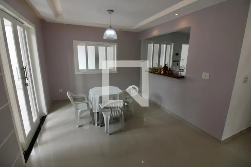 Casa com 3 quartos à venda, 240m2 em Rio De Janeiro - RJ - imagem 5 Foto 5 de Casa com 3 quartos à venda, 240m2 em Rio De Janeiro - RJ