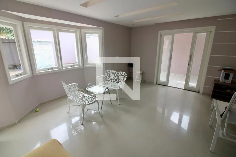 Casa com 3 quartos à venda, 240m2 em Rio De Janeiro - RJ - imagem 8 Foto 8 de Casa com 3 quartos à venda, 240m2 em Rio De Janeiro - RJ