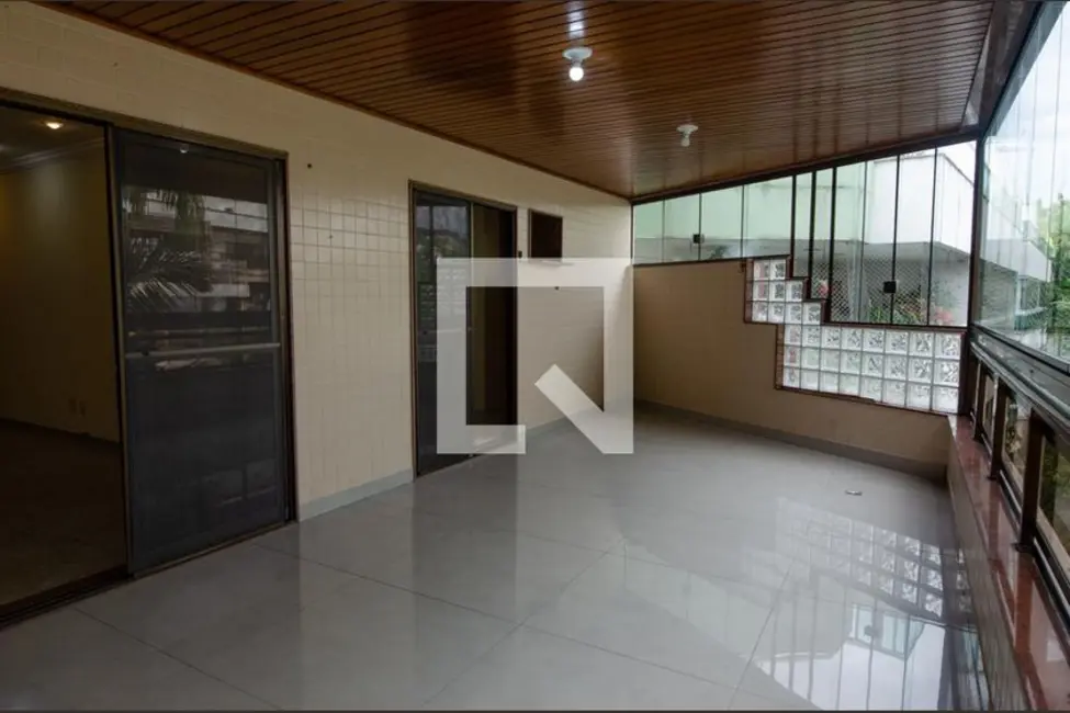 Apartamento com 3 quartos à venda, 158m2 em Rio De Janeiro - RJ - imagem 9 Foto 9 de Apartamento com 3 quartos à venda, 158m2 em Rio De Janeiro - RJ