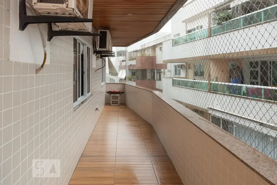 Apartamento com 4 quartos à venda, 211m2 em Rio De Janeiro - RJ - imagem 6 Foto 6 de Apartamento com 4 quartos à venda, 211m2 em Rio De Janeiro - RJ
