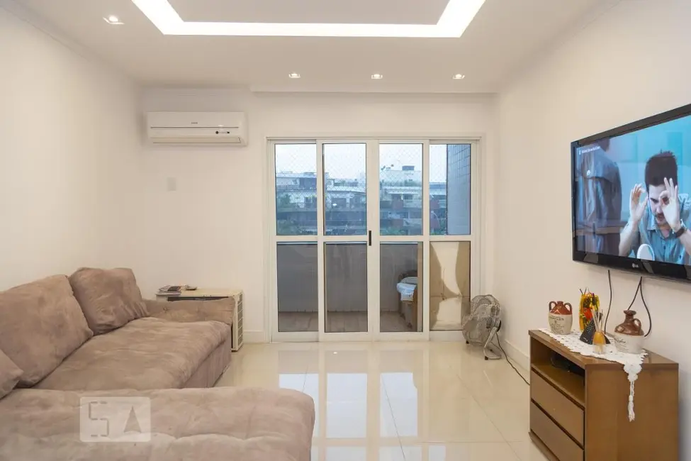 Apartamento com 4 quartos à venda, 211m2 em Rio De Janeiro - RJ - imagem 3 Foto 3 de Apartamento com 4 quartos à venda, 211m2 em Rio De Janeiro - RJ