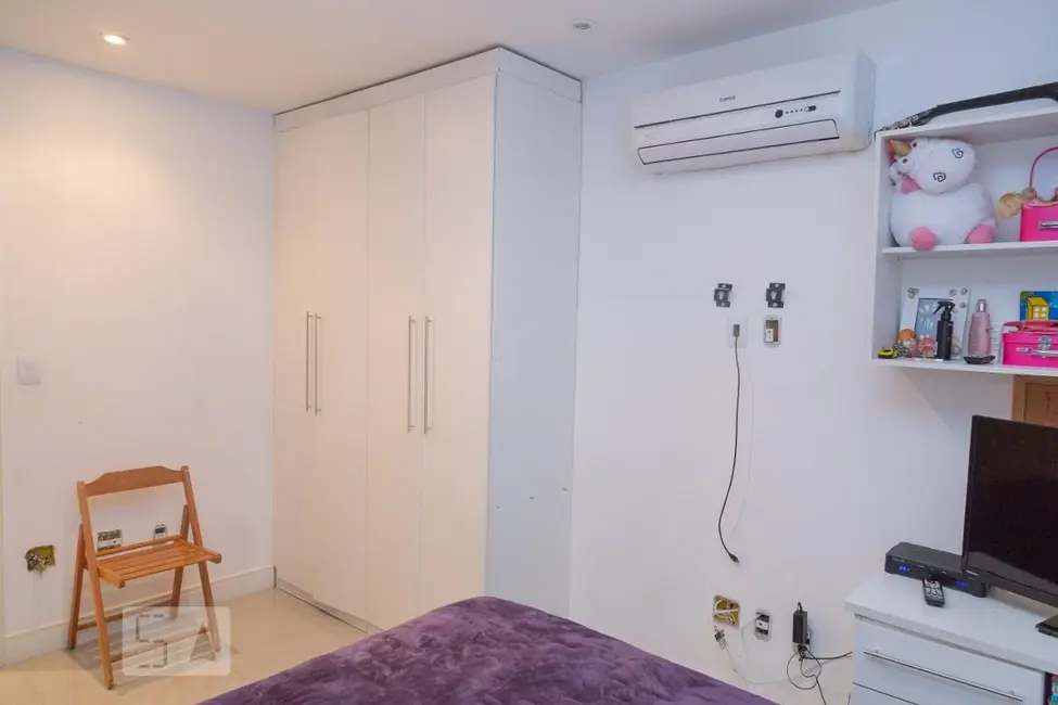 Apartamento com 4 quartos à venda, 211m2 em Rio De Janeiro - RJ - imagem 9 Foto 9 de Apartamento com 4 quartos à venda, 211m2 em Rio De Janeiro - RJ