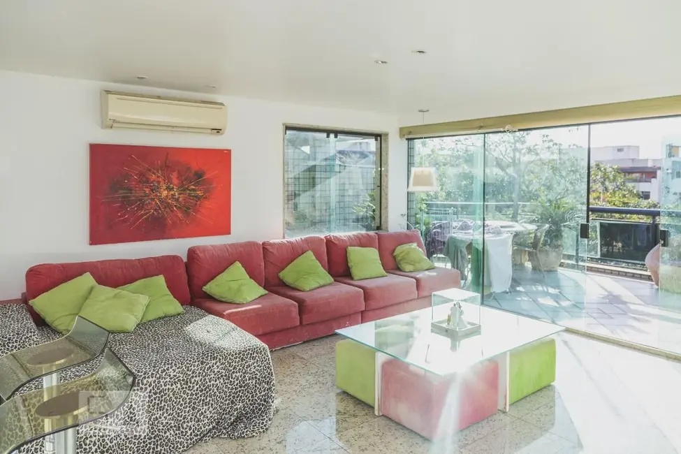 Foto 1 de Apartamento com 5 quartos à venda, 600m2 em Rio De Janeiro - RJ
