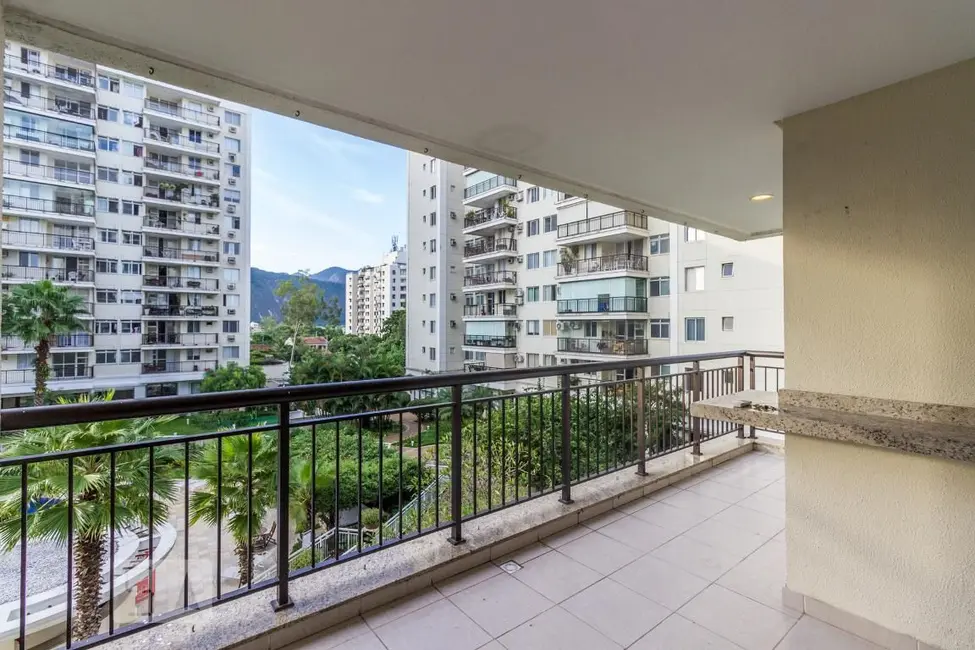 Apartamento com 3 quartos à venda, 85m2 em Rio De Janeiro - RJ - imagem 4 Foto 4 de Apartamento com 3 quartos à venda, 85m2 em Rio De Janeiro - RJ