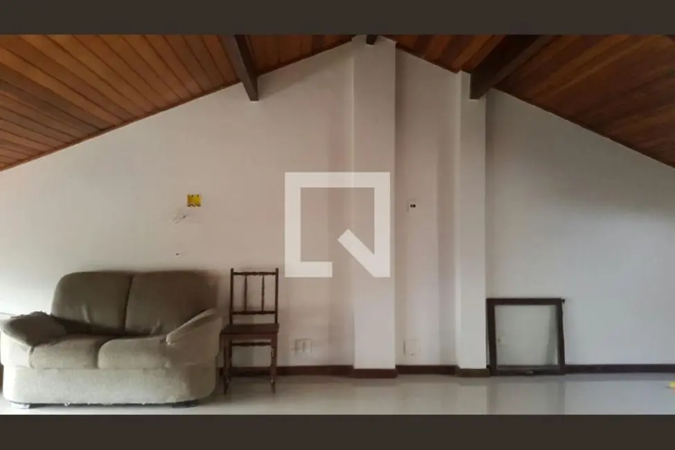 Casa de Condomínio com 3 quartos à venda, 200m2 em Rio De Janeiro - RJ - imagem 1 Foto 1 de Casa de Condomínio com 3 quartos à venda, 200m2 em Rio De Janeiro - RJ