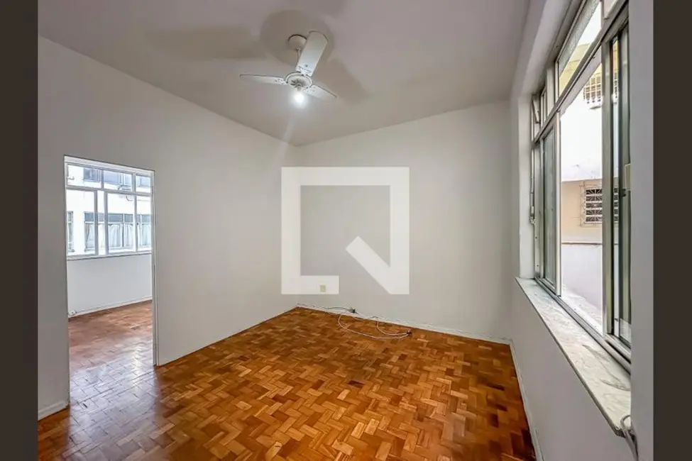 Apartamento com 1 quarto à venda, 35m2 em Urca, Rio De Janeiro - RJ - imagem 3 Foto 3 de Apartamento com 1 quarto à venda, 35m2 em Urca, Rio De Janeiro - RJ