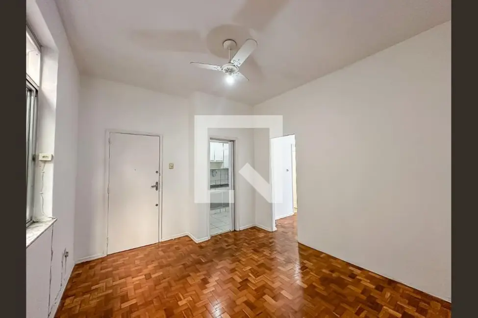 Apartamento com 1 quarto à venda, 35m2 em Urca, Rio De Janeiro - RJ - imagem 4 Foto 4 de Apartamento com 1 quarto à venda, 35m2 em Urca, Rio De Janeiro - RJ