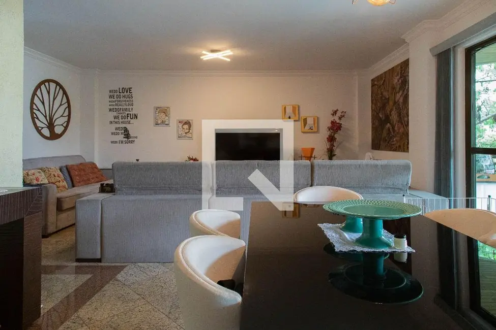 Foto 2 de Apartamento com 3 quartos à venda, 189m2 em Rio De Janeiro - RJ