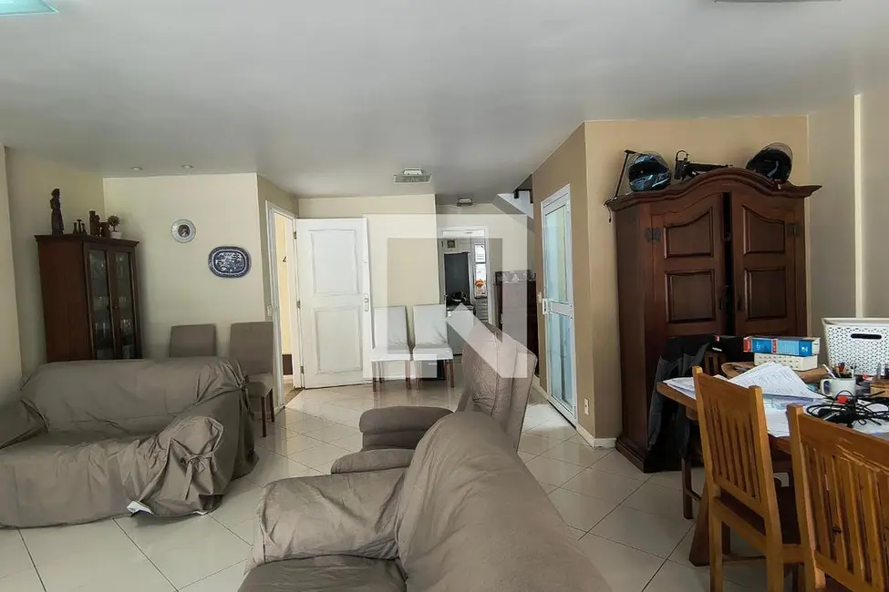 Foto 2 de Casa com 4 quartos à venda, 400m2 em Rio De Janeiro - RJ