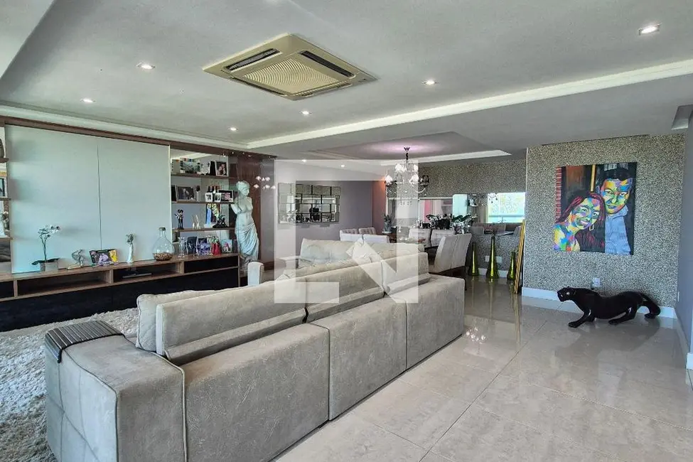 Apartamento com 3 quartos à venda, 200m2 em Rio De Janeiro - RJ - imagem 5 Foto 5 de Apartamento com 3 quartos à venda, 200m2 em Rio De Janeiro - RJ