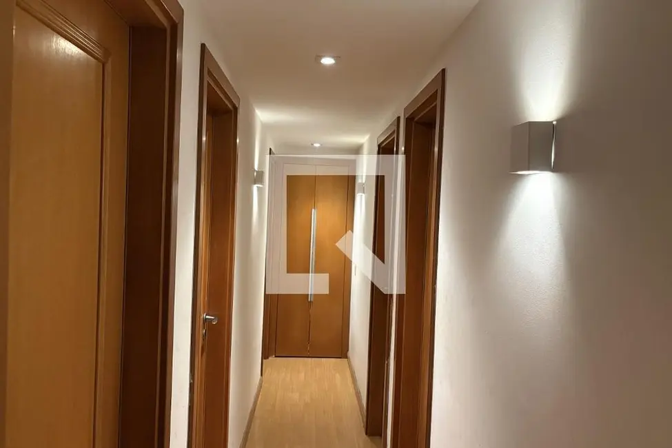 Apartamento com 5 quartos à venda, 137m2 em Barra da Tijuca, Rio De Janeiro - RJ - imagem 3 Foto 3 de Apartamento com 5 quartos à venda, 137m2 em Barra da Tijuca, Rio De Janeiro - RJ