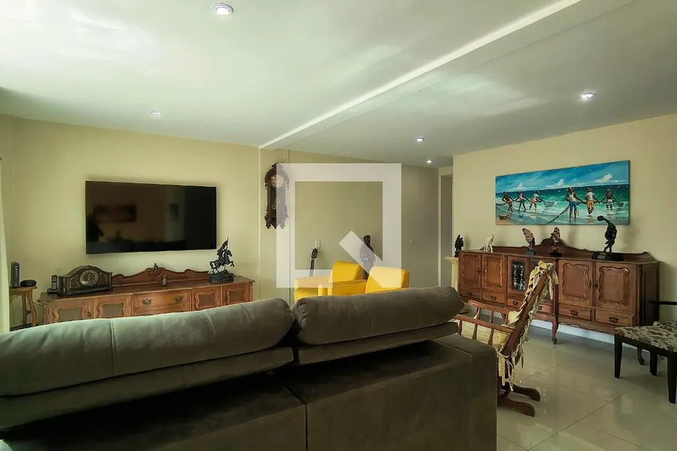 Apartamento com 3 quartos à venda, 187m2 em Rio De Janeiro - RJ - imagem 4 Foto 4 de Apartamento com 3 quartos à venda, 187m2 em Rio De Janeiro - RJ