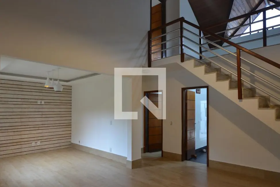 Foto 1 de Casa com 4 quartos à venda, 250m2 em Rio De Janeiro - RJ