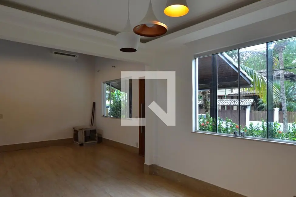 Foto 3 de Casa com 4 quartos à venda, 250m2 em Rio De Janeiro - RJ