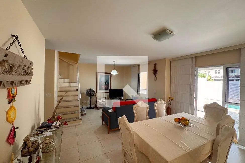 Foto 3 de Casa de Condomínio com 5 quartos à venda, 203m2 em Rio De Janeiro - RJ