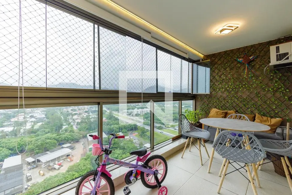 Apartamento com 3 quartos à venda, 81m2 em Rio De Janeiro - RJ - imagem 6 Foto 6 de Apartamento com 3 quartos à venda, 81m2 em Rio De Janeiro - RJ