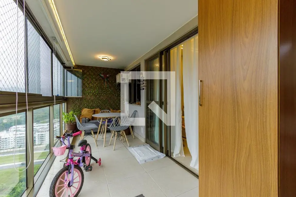 Apartamento com 3 quartos à venda, 81m2 em Rio De Janeiro - RJ - imagem 8 Foto 8 de Apartamento com 3 quartos à venda, 81m2 em Rio De Janeiro - RJ