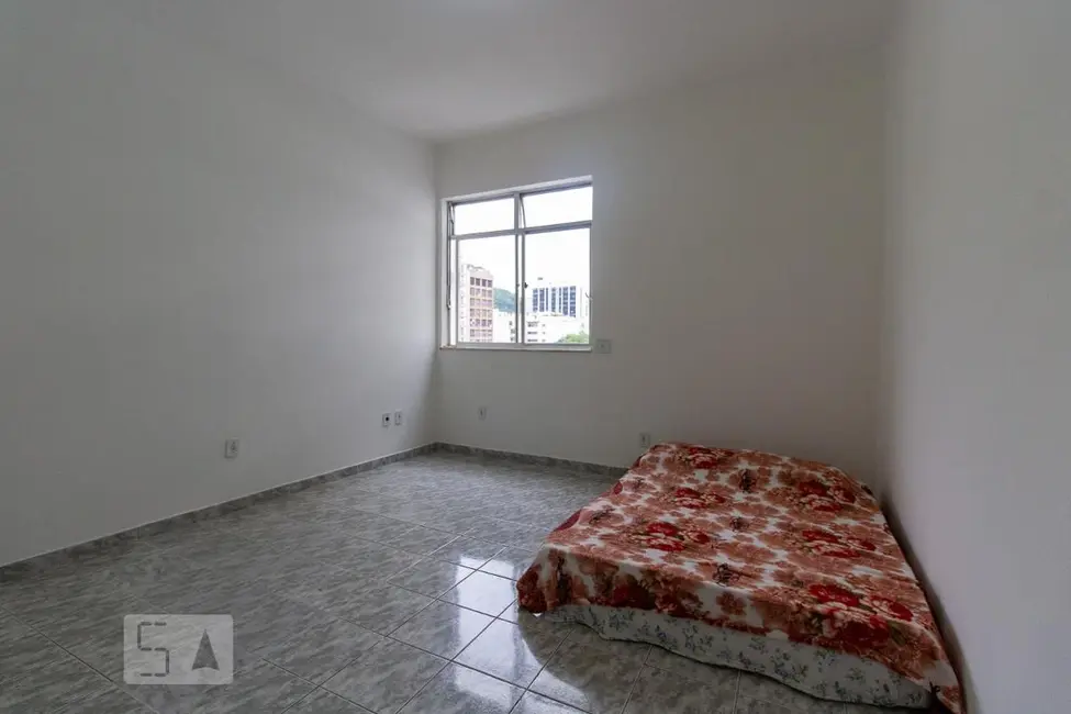 Kitnet com 1 quarto à venda, 35m2 em Botafogo, Rio De Janeiro - RJ - imagem 2 Foto 2 de Kitnet com 1 quarto à venda, 35m2 em Botafogo, Rio De Janeiro - RJ