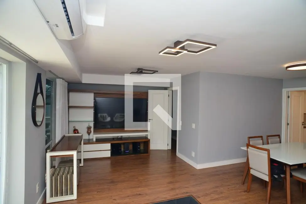 Apartamento com 4 quartos à venda, 250m2 em Barra da Tijuca, Rio De Janeiro - RJ - imagem 5 Foto 5 de Apartamento com 4 quartos à venda, 250m2 em Barra da Tijuca, Rio De Janeiro - RJ