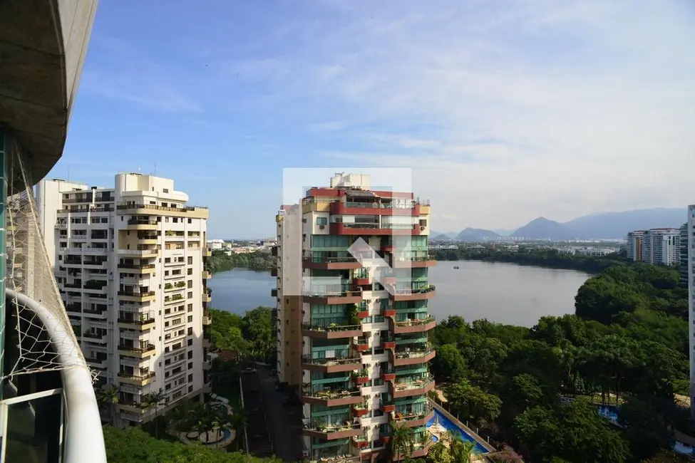 Apartamento com 4 quartos à venda, 250m2 em Barra da Tijuca, Rio De Janeiro - RJ - imagem 9 Foto 9 de Apartamento com 4 quartos à venda, 250m2 em Barra da Tijuca, Rio De Janeiro - RJ