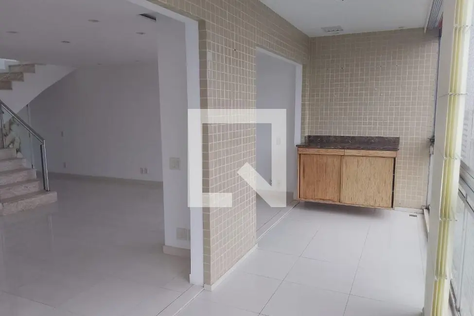 Apartamento com 4 quartos à venda, 220m2 em Barra da Tijuca, Rio De Janeiro - RJ - imagem 3 Foto 3 de Apartamento com 4 quartos à venda, 220m2 em Barra da Tijuca, Rio De Janeiro - RJ
