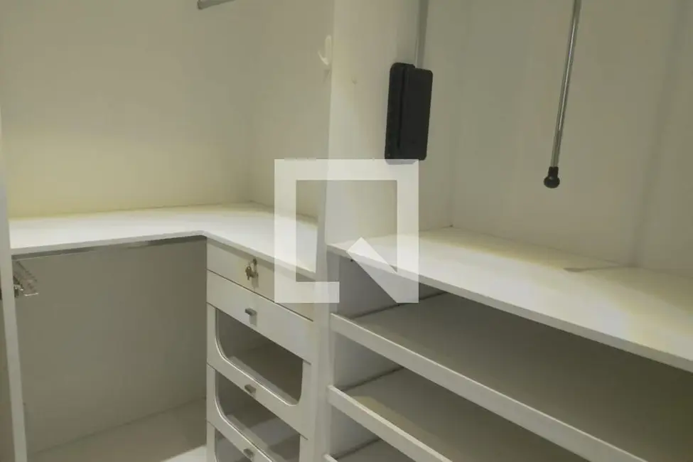 Apartamento com 4 quartos à venda, 220m2 em Barra da Tijuca, Rio De Janeiro - RJ - imagem 9 Foto 9 de Apartamento com 4 quartos à venda, 220m2 em Barra da Tijuca, Rio De Janeiro - RJ