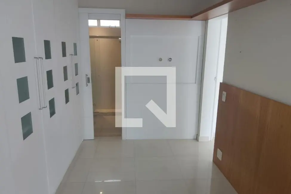 Apartamento com 4 quartos à venda, 220m2 em Barra da Tijuca, Rio De Janeiro - RJ - imagem 5 Foto 5 de Apartamento com 4 quartos à venda, 220m2 em Barra da Tijuca, Rio De Janeiro - RJ