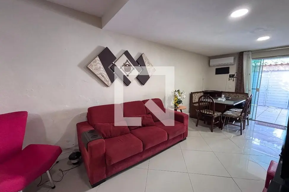 Casa com 3 quartos à venda, 135m2 em Rio De Janeiro - RJ - imagem 5 Foto 5 de Casa com 3 quartos à venda, 135m2 em Rio De Janeiro - RJ
