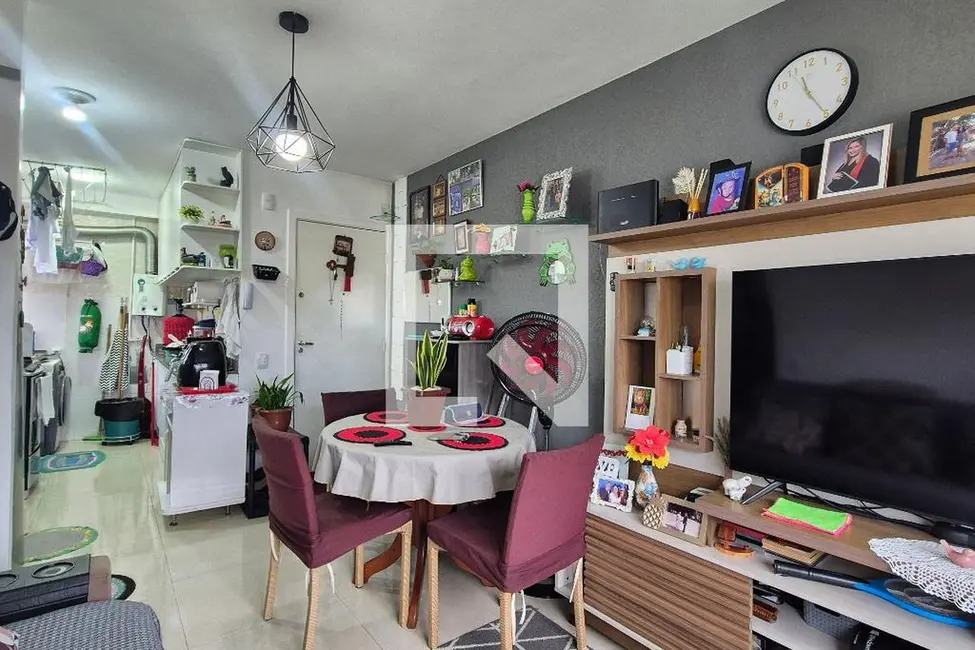 Apartamento com 2 quartos à venda, 45m2 em Rio De Janeiro - RJ - imagem 3 Foto 3 de Apartamento com 2 quartos à venda, 45m2 em Rio De Janeiro - RJ