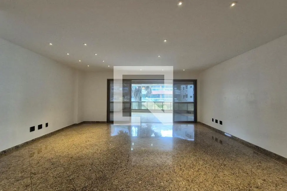 Apartamento com 3 quartos à venda, 182m2 em Rio De Janeiro - RJ - imagem 6 Foto 6 de Apartamento com 3 quartos à venda, 182m2 em Rio De Janeiro - RJ