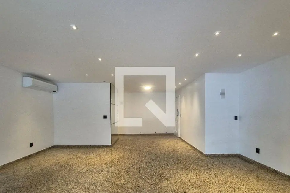 Apartamento com 3 quartos à venda, 182m2 em Rio De Janeiro - RJ - imagem 5 Foto 5 de Apartamento com 3 quartos à venda, 182m2 em Rio De Janeiro - RJ
