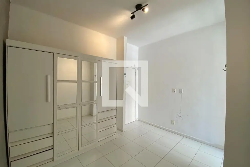 Foto 2 de Kitnet com 1 quarto à venda, 28m2 em Botafogo, Rio De Janeiro - RJ