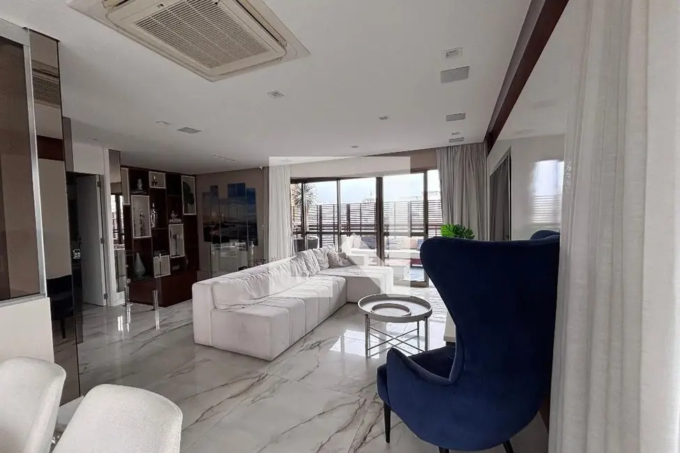 Apartamento com 3 quartos à venda, 220m2 em Rio De Janeiro - RJ - imagem 5 Foto 5 de Apartamento com 3 quartos à venda, 220m2 em Rio De Janeiro - RJ
