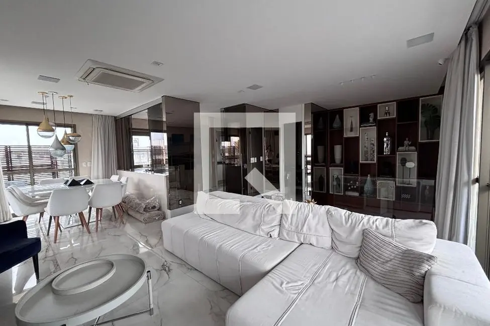 Apartamento com 3 quartos à venda, 220m2 em Rio De Janeiro - RJ - imagem 3 Foto 3 de Apartamento com 3 quartos à venda, 220m2 em Rio De Janeiro - RJ