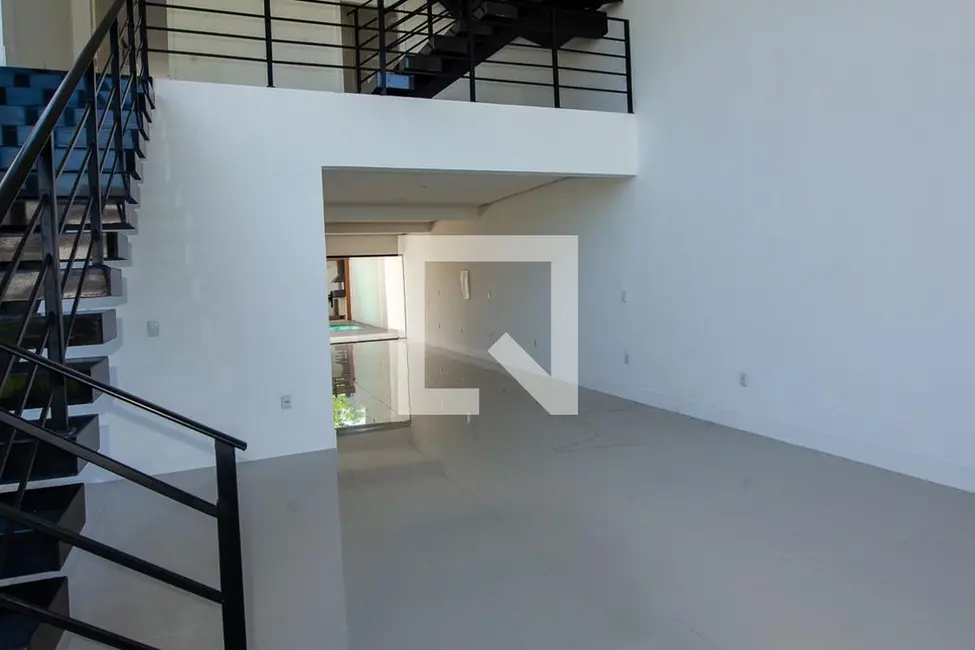 Foto 3 de Casa com 3 quartos à venda, 300m2 em Rio De Janeiro - RJ