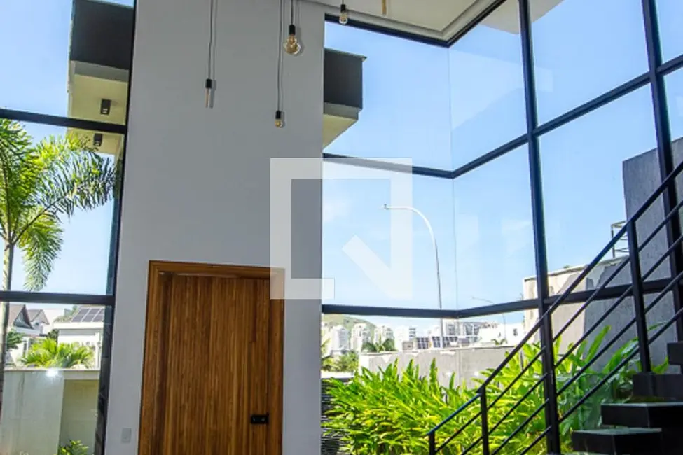 Foto 6 de Casa com 3 quartos à venda, 300m2 em Rio De Janeiro - RJ