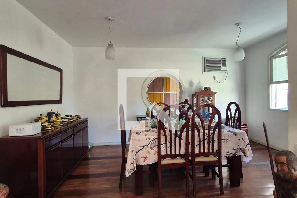Foto 6 de Casa com 4 quartos à venda, 550m2 em Rio De Janeiro - RJ