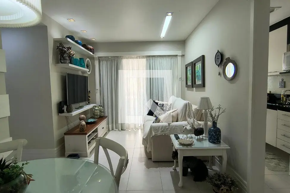 Foto 2 de Apartamento com 2 quartos à venda, 70m2 em Rio De Janeiro - RJ