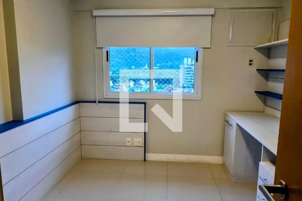 Apartamento com 3 quartos à venda, 134m2 em Rio De Janeiro - RJ - imagem 4 Foto 4 de Apartamento com 3 quartos à venda, 134m2 em Rio De Janeiro - RJ