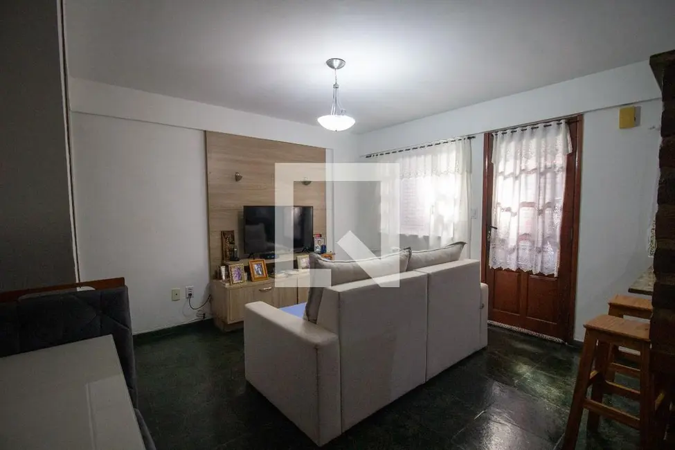 Casa com 2 quartos à venda, 55m2 em Rio De Janeiro - RJ - imagem 3 Foto 3 de Casa com 2 quartos à venda, 55m2 em Rio De Janeiro - RJ