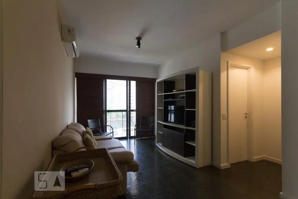 Foto 1 de Apartamento com 2 quartos à venda, 70m2 em Barra da Tijuca, Rio De Janeiro - RJ