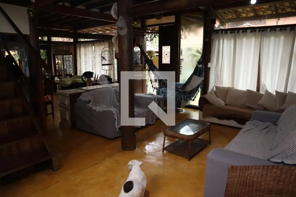 Foto 1 de Casa com 3 quartos à venda, 500m2 em Rio De Janeiro - RJ